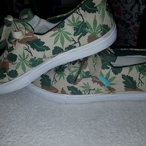 Diamond Supply shoes